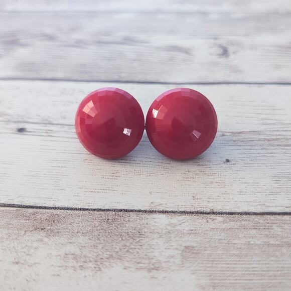 Vintage Dalshem Clip On Earrings Red Faceted Circle 7/8" - Picture 2 of 6